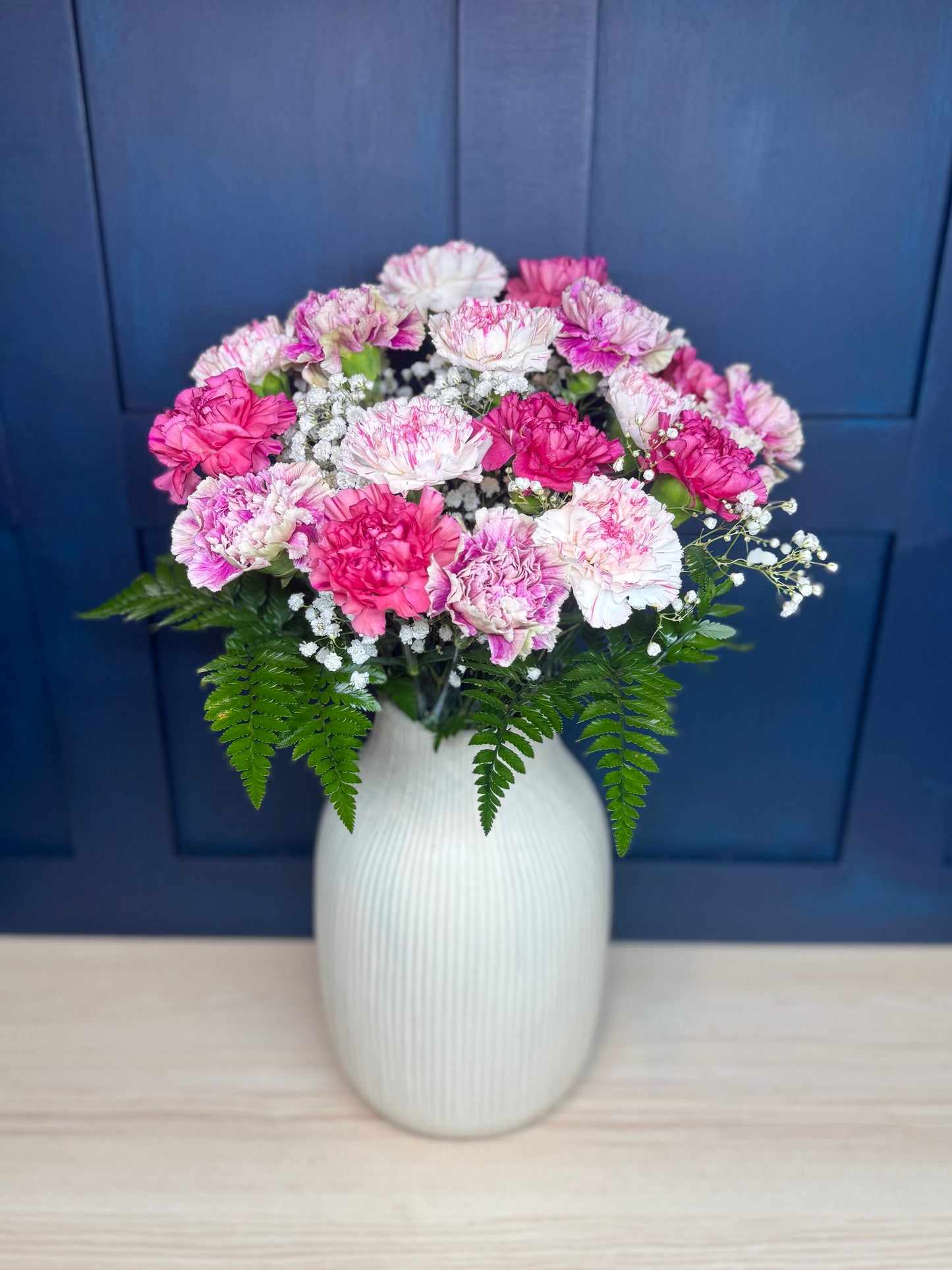 Bi Colour Carnations Bouquet