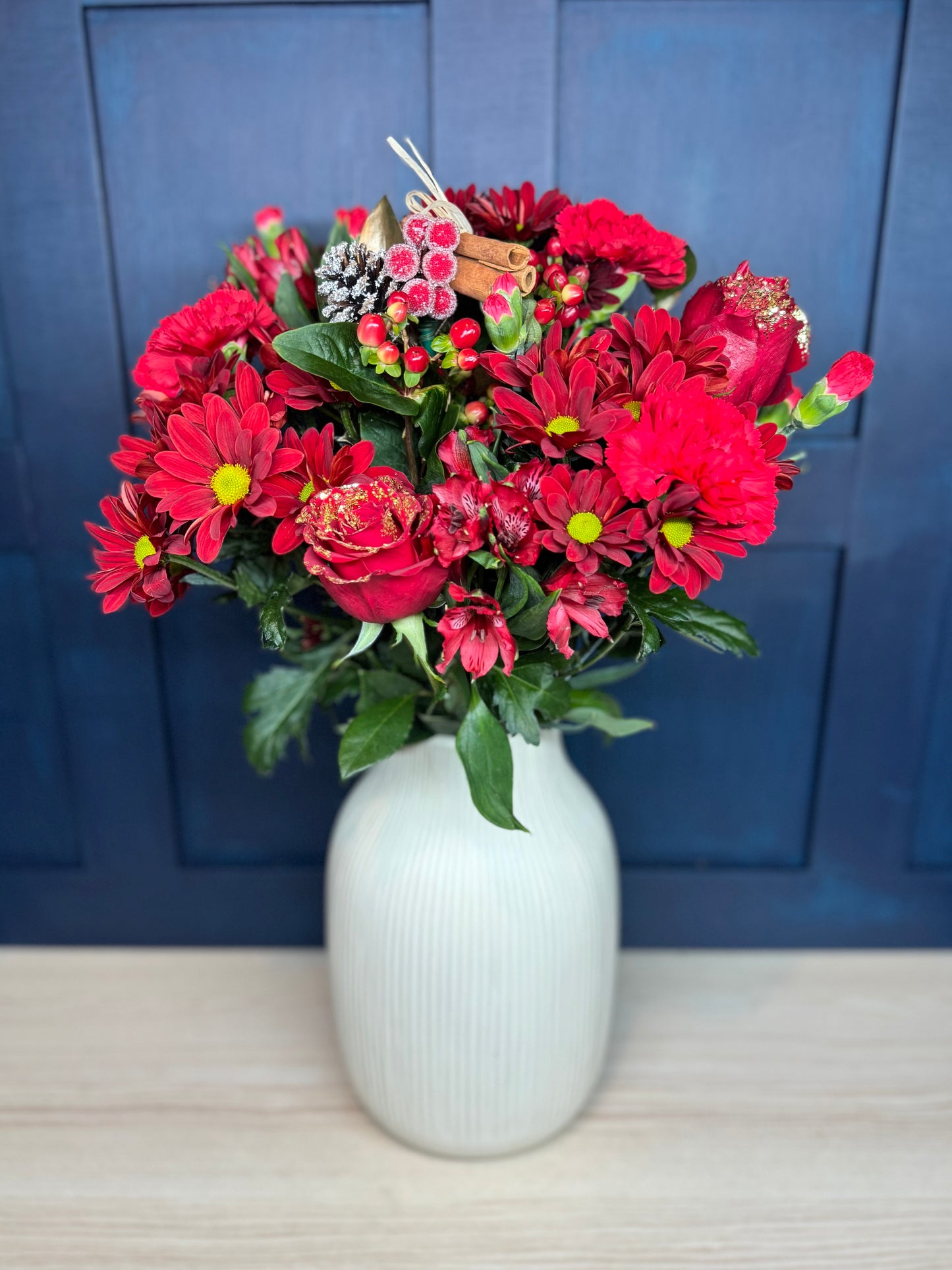 Red Christmas Mixed Bouquet