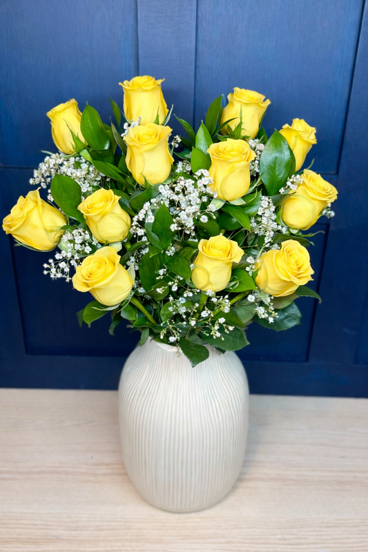 12 Best Yellow Roses