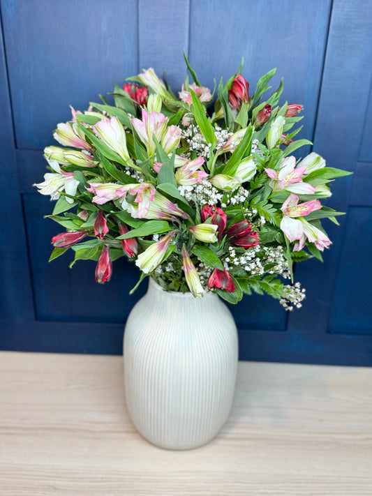Radiant Alstroemeria (Peruvian Lilies) Bouquet