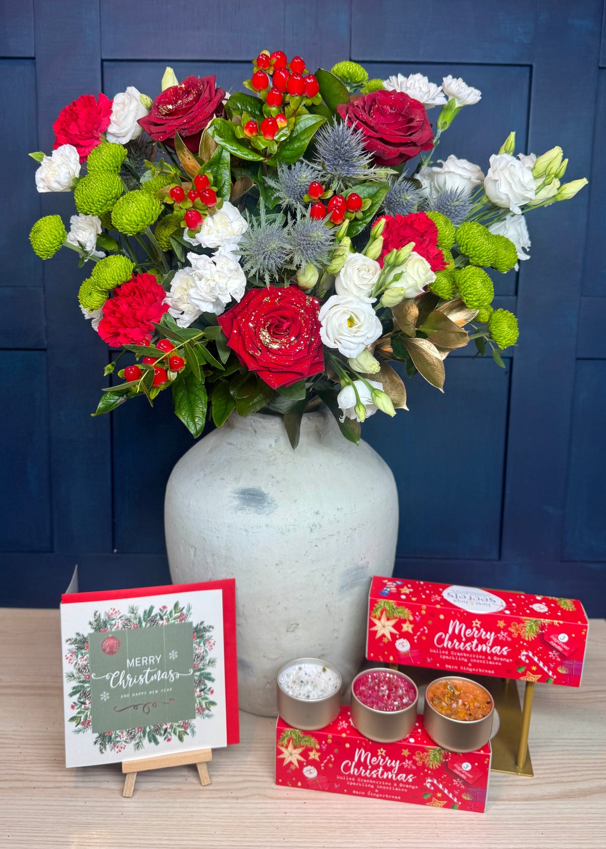 Christmas Deluxe Bouquet Candle Gift Set